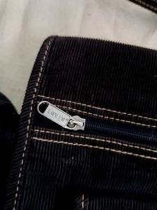 Levi's massenger bag