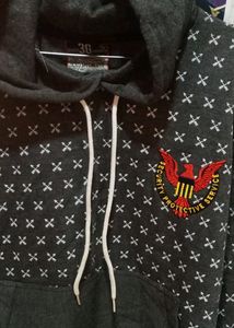 Non Used Branded New Huddy