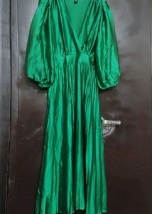 Green🟢 Partywear Dress For Girl Or Women 36 Bust