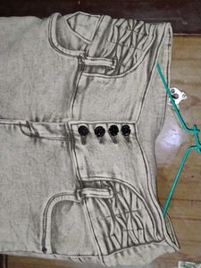 High Waisted Distressed Jeans