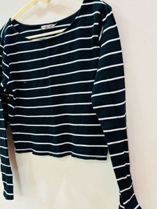 Black And White Lining Crop Top