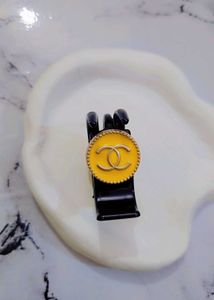 CHANEL Hair Clutcher