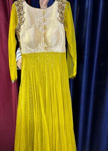 Pear Yellow Gown