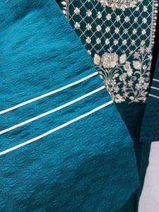 Varanga Green &amp; Silver Toned Yoke Design Straight