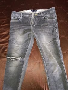 New jeans Pant And T Shirts Boys