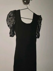 Elegant Black Midi Dress