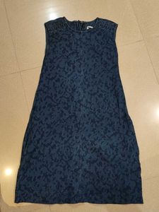 Denim Sleeveless Dress With Pockets