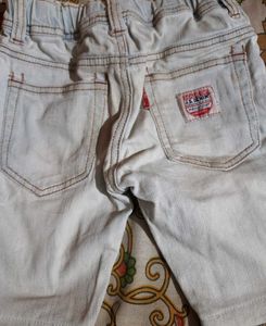 Uniqlo Short Pant For 2 To 4 Years