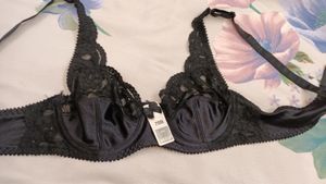 Miss Astor Non Padded Bra...32B