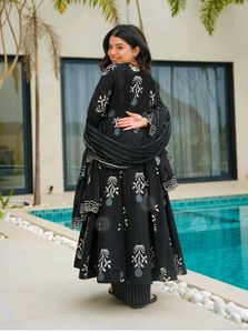 Elegant Black Kurta Set