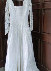 Elegant Wedding Gown
