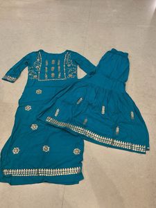 Elegant Teal Embroidered Kurta