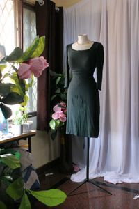 Elegant Green Tie Back Midi Dress