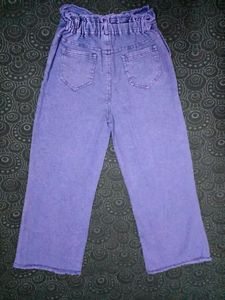 Stylish fabulous womaen jeans