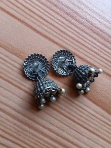 Earring