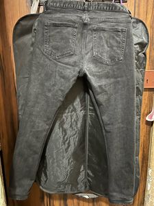 H&amp;M | 30 Waist | Black