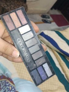 Color Mates Eyeshadow Palette