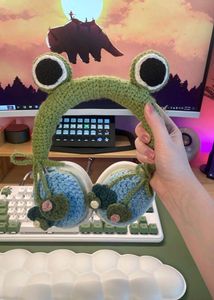 Crochet Frog Headphone Cover!!