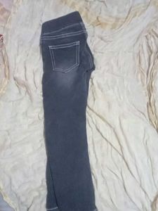 Zudio Jeans For 2-4 Years Girl