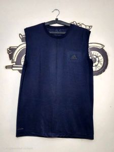 Training T-Shirt.