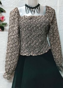 SizeM/L🎁Buy 2 Get 1 Free 🎁Floral Long Sleeve Top