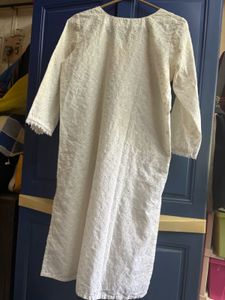 Chikankari solid white kurti