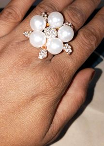 Beautiful Pearl Flower Design Ring