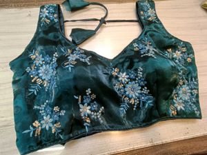 Sleeveless Organza Blue Blouse