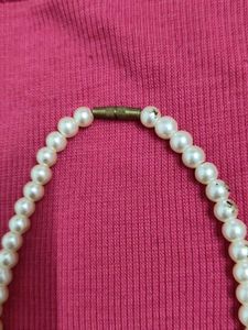 White Pearl Necklace