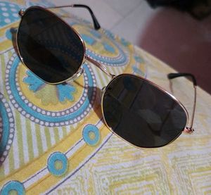 Gold Aviator Sunglasses