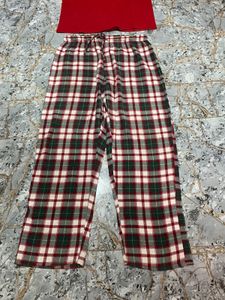 T-shirt And Plaid Pant Set