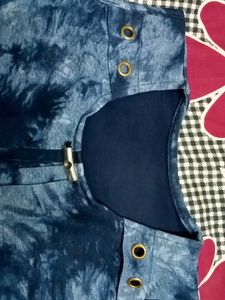 Tie-Dye Sleeveless Top