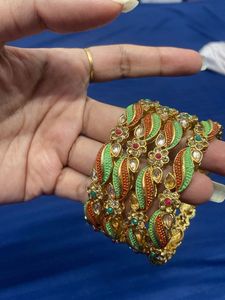 Bangle Set Of 4