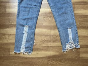 Women Rugged Jeans