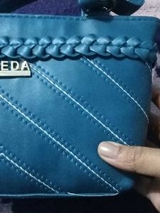 Esbeda Handbag