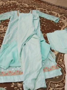 Elegant Embroidered Kurta Set