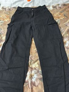 ⭕️B3G1⭕️ + 30 % Off On Combo❗️H&amp;M Black Cargo Pant