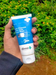 The Derma Co Sali-cinamide Anti-Acne Face Wash