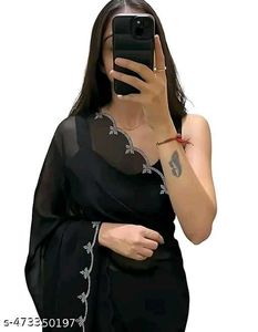Kashvi Alluring SareesName: Aaradhy