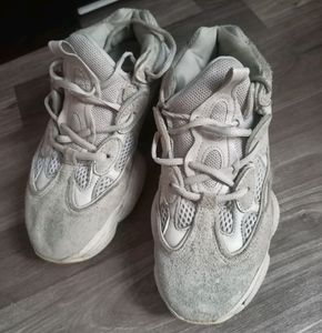 Adidas Yeezy