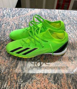 Green Sports Shoes