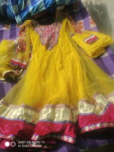 Haldi  Gowan
