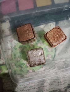 Eye Shadow+High Lighter