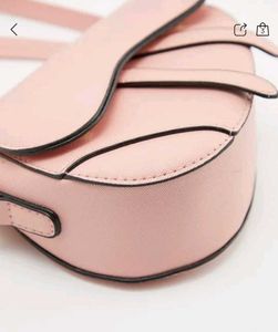 Pink Saddle Satchel Bag..🤌💕