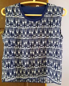 women's top