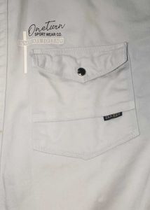 Men&#39;s Casual Shirt