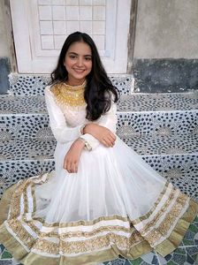 White gown!