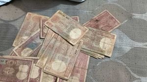 2 Rs Notes