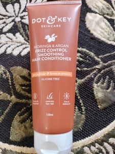 Dot & Key Moringa Frizz Control Hair Conditioner