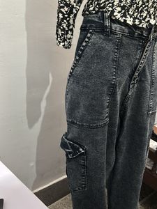 Cargo Jean